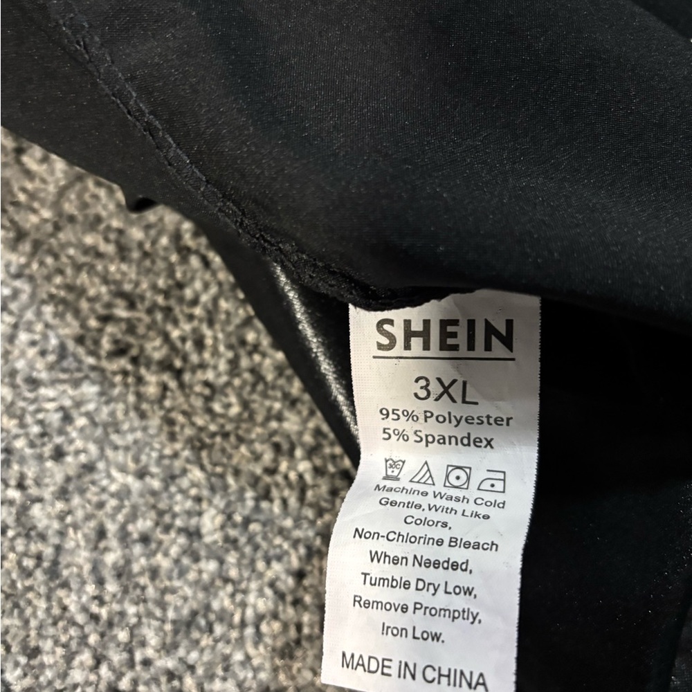 SHEIN Black Polyester Blend Garment - Picture 5 of 5